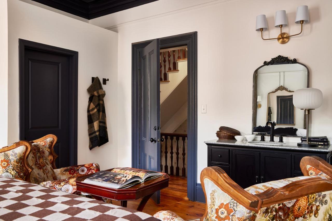 Blind Tiger Portland - Carleton Street Guest House Экстерьер фото